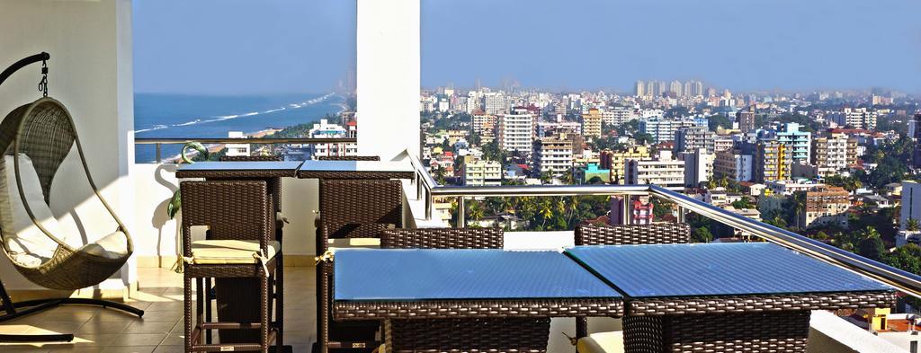 The Penthouse Above Sea Apartman Dehiwala-Mount Lavinia Kültér fotó