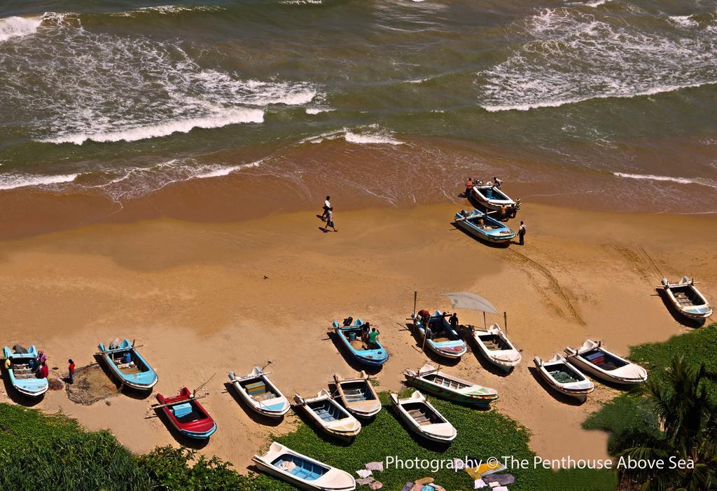 The Penthouse Above Sea Apartman Dehiwala-Mount Lavinia Kültér fotó