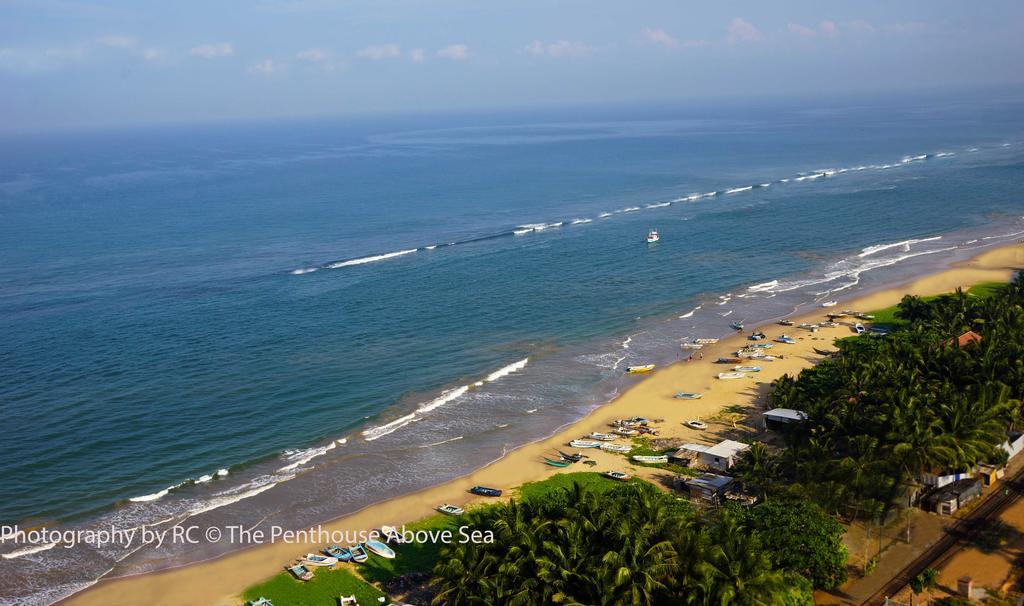 The Penthouse Above Sea Apartman Dehiwala-Mount Lavinia Kültér fotó