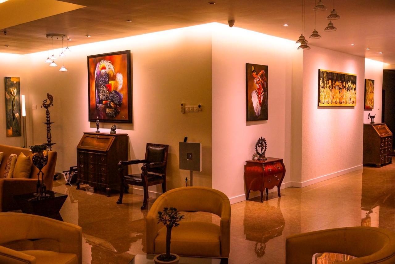 The Penthouse Above Sea Apartman Dehiwala-Mount Lavinia Kültér fotó